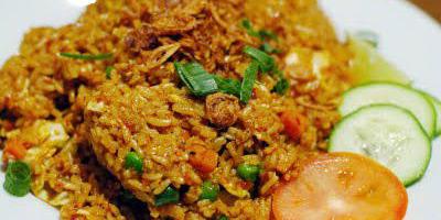 Nasi Goreng Tiga Putri: Rahasia Rasa yang Bikin Cilacap Bergetar